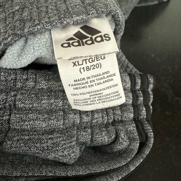 adidas Sweatpants in Heathered Grey - Picture 6 of 6